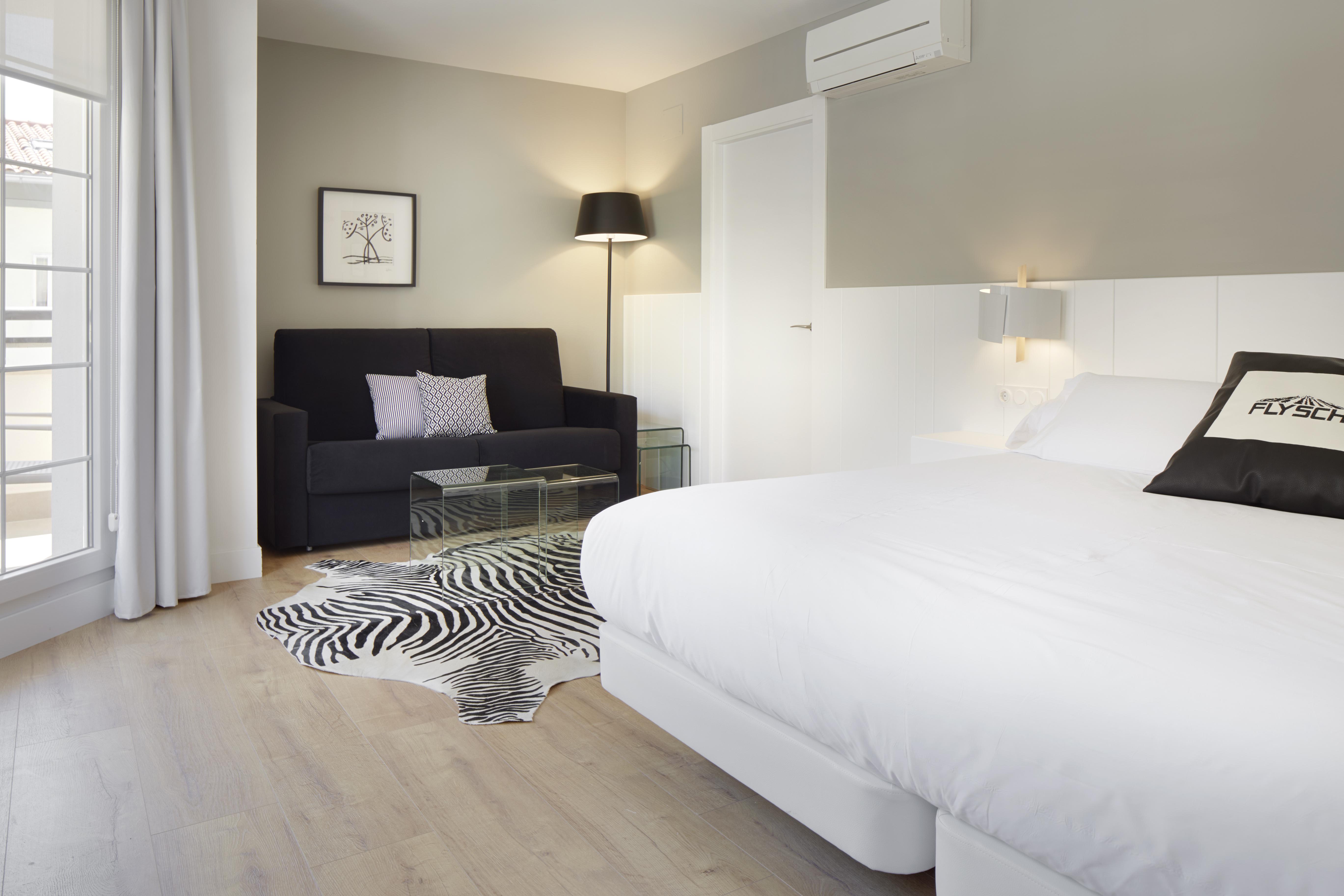 Hotel Flysch Сумая Екстер'єр фото