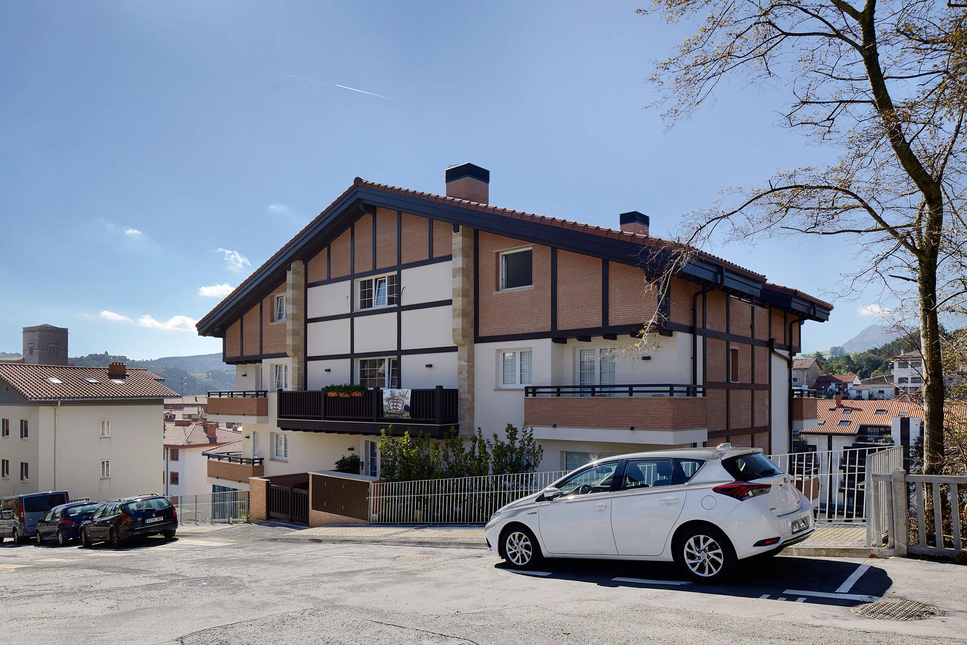 Hotel Flysch Сумая Екстер'єр фото