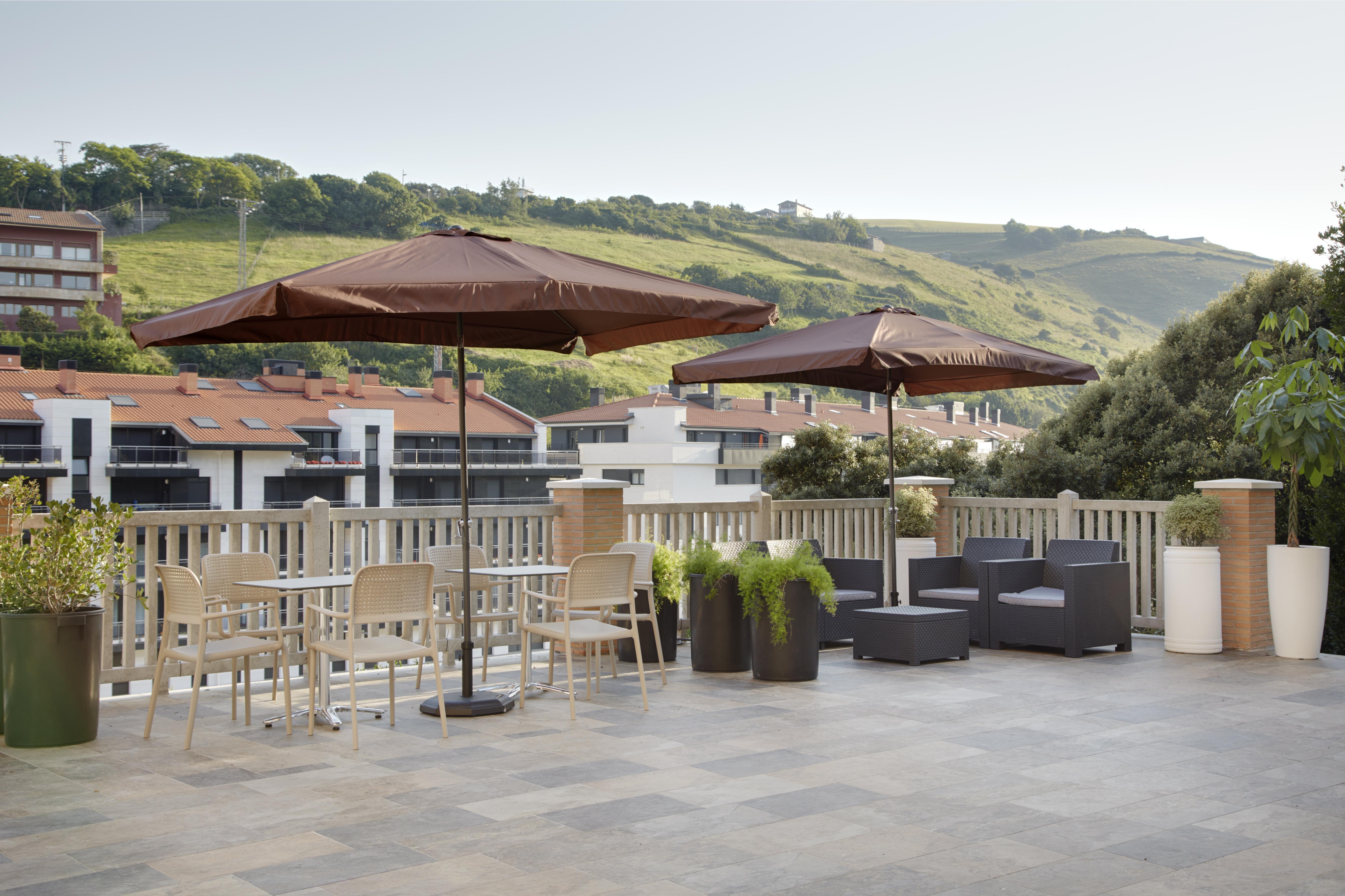 Hotel Flysch Сумая Екстер'єр фото
