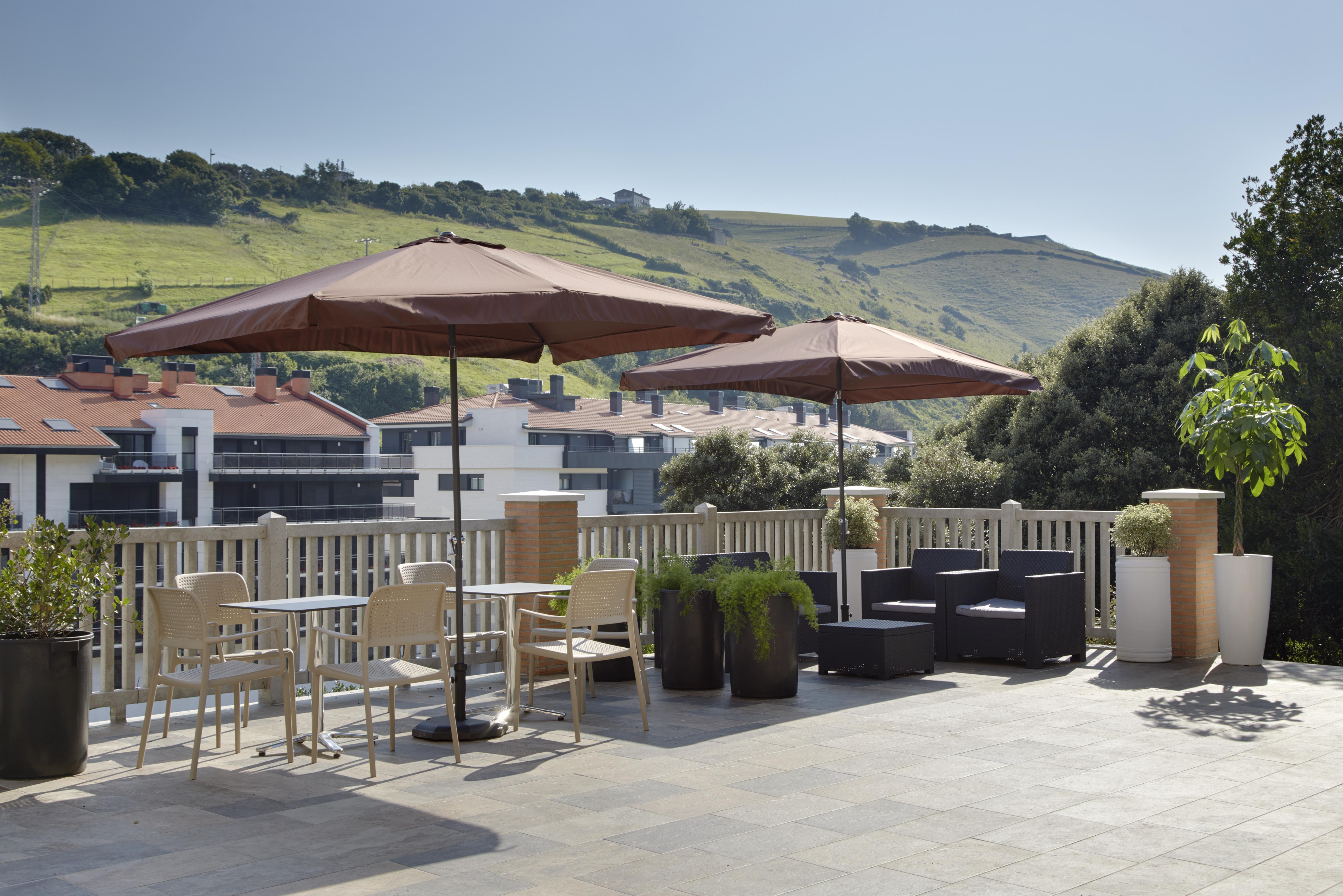 Hotel Flysch Сумая Екстер'єр фото
