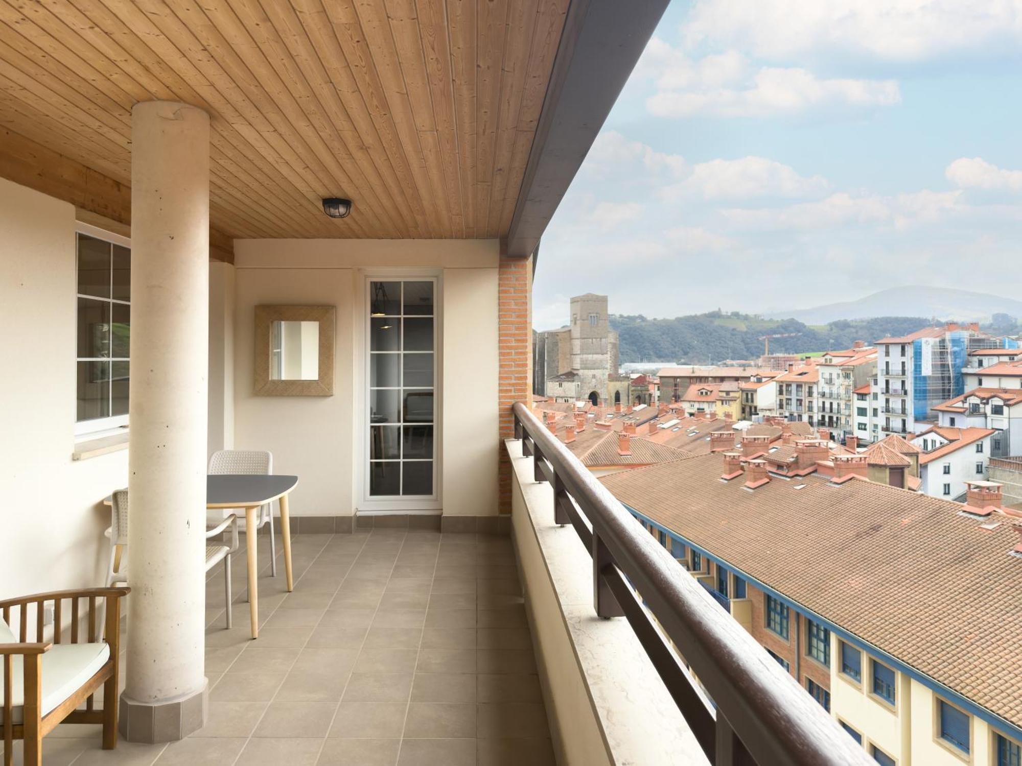 Hotel Flysch Сумая Екстер'єр фото